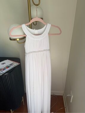 Ivory Sleeveless Chiffon Dress